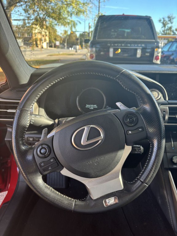 2016 Lexus IS Image 8