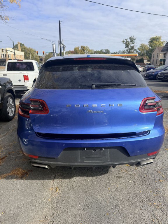 2018 Porsche Macan Image 5