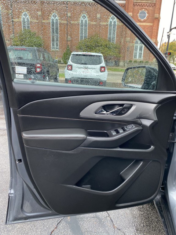 2020 Chevrolet Traverse Image 10