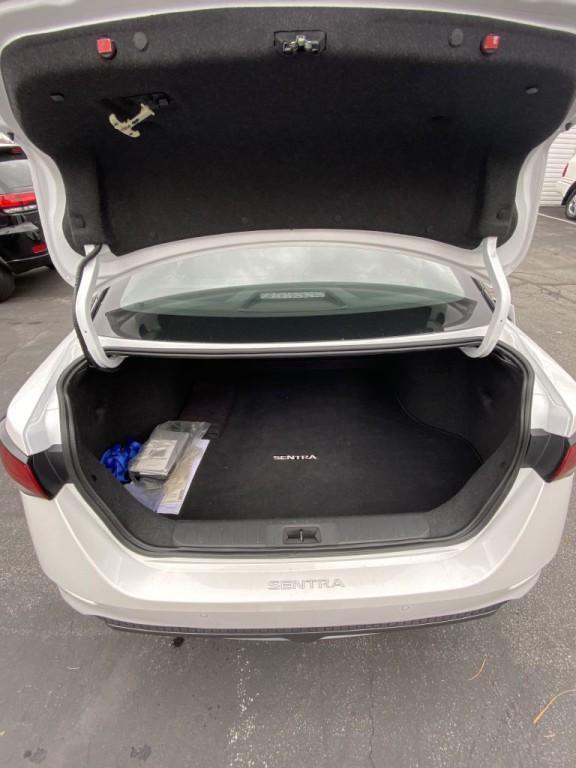 2023 Nissan Sentra Image 13