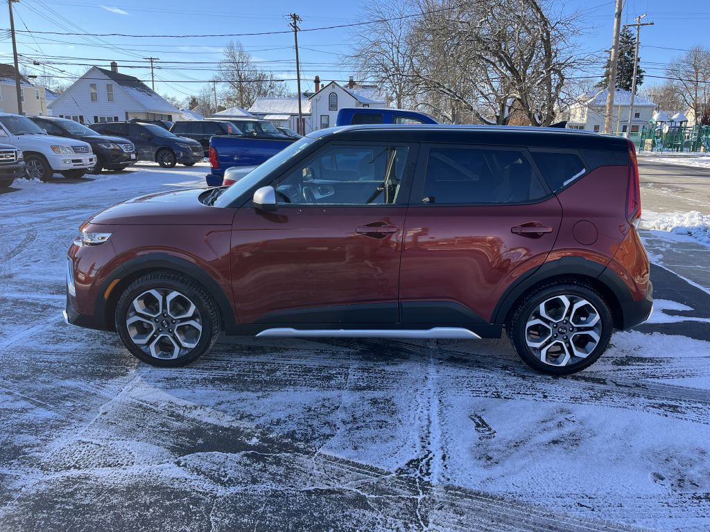 2021 Kia Soul Image 2