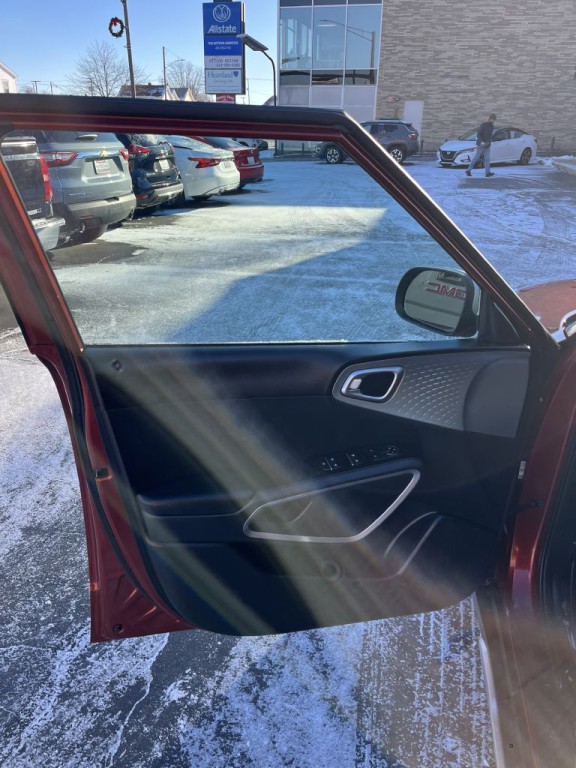 2021 Kia Soul Image 6