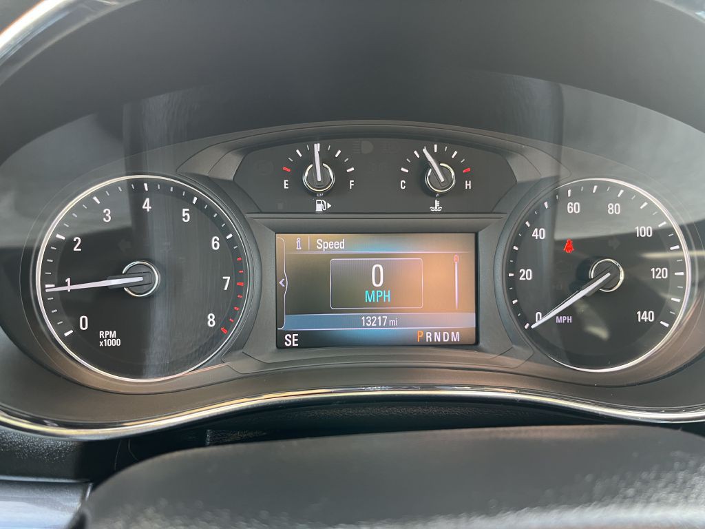 2022 Buick Enclave Image 9