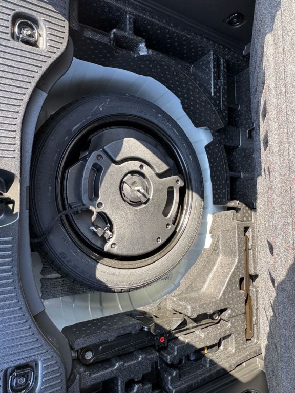 2021 Buick Enclave Image 14