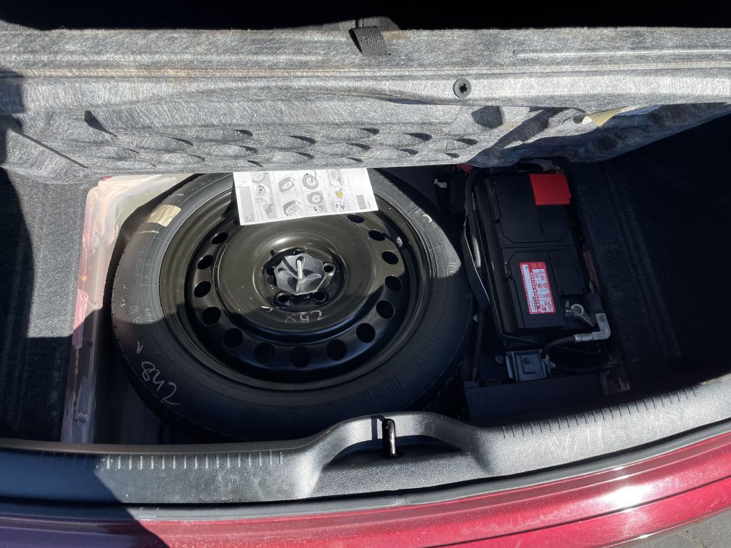 2019 Chrysler 300 Image 11