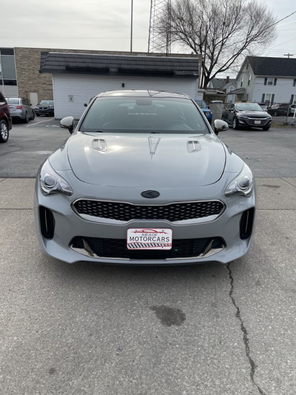 2021 Kia Stinger Image 1