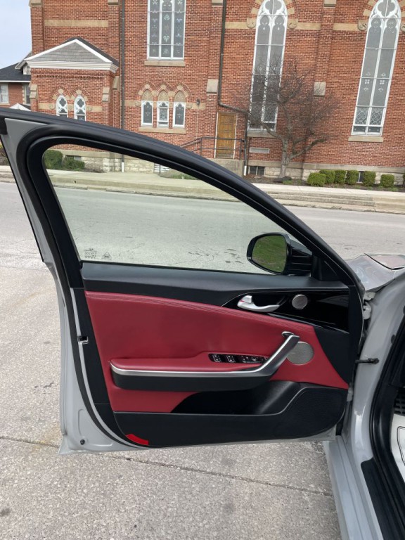 2021 Kia Stinger Image 6