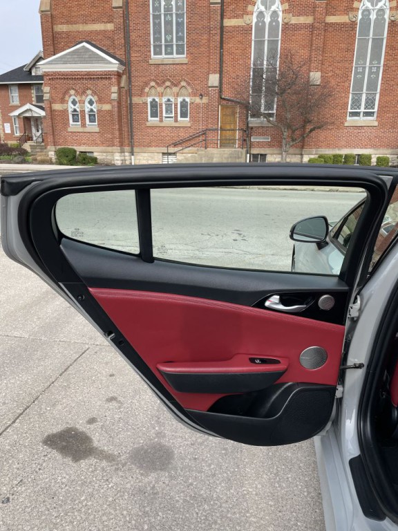 2021 Kia Stinger Image 9