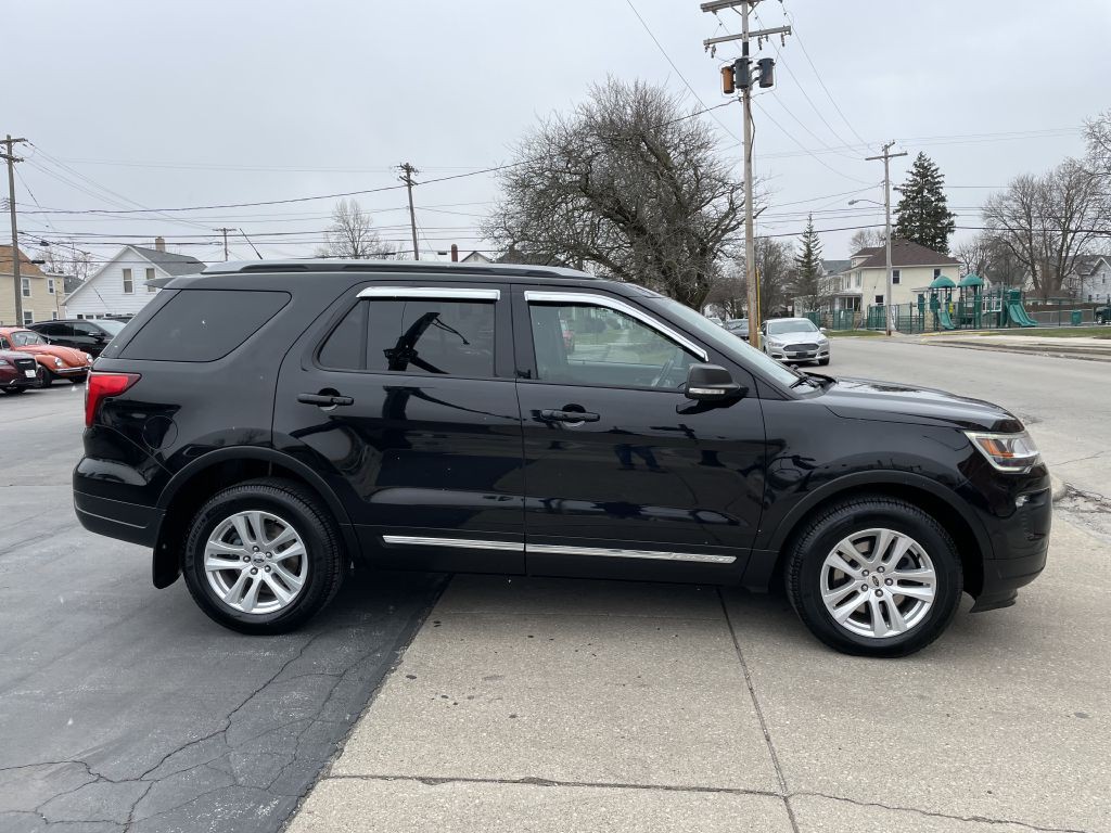2019 Ford Explorer Image 3