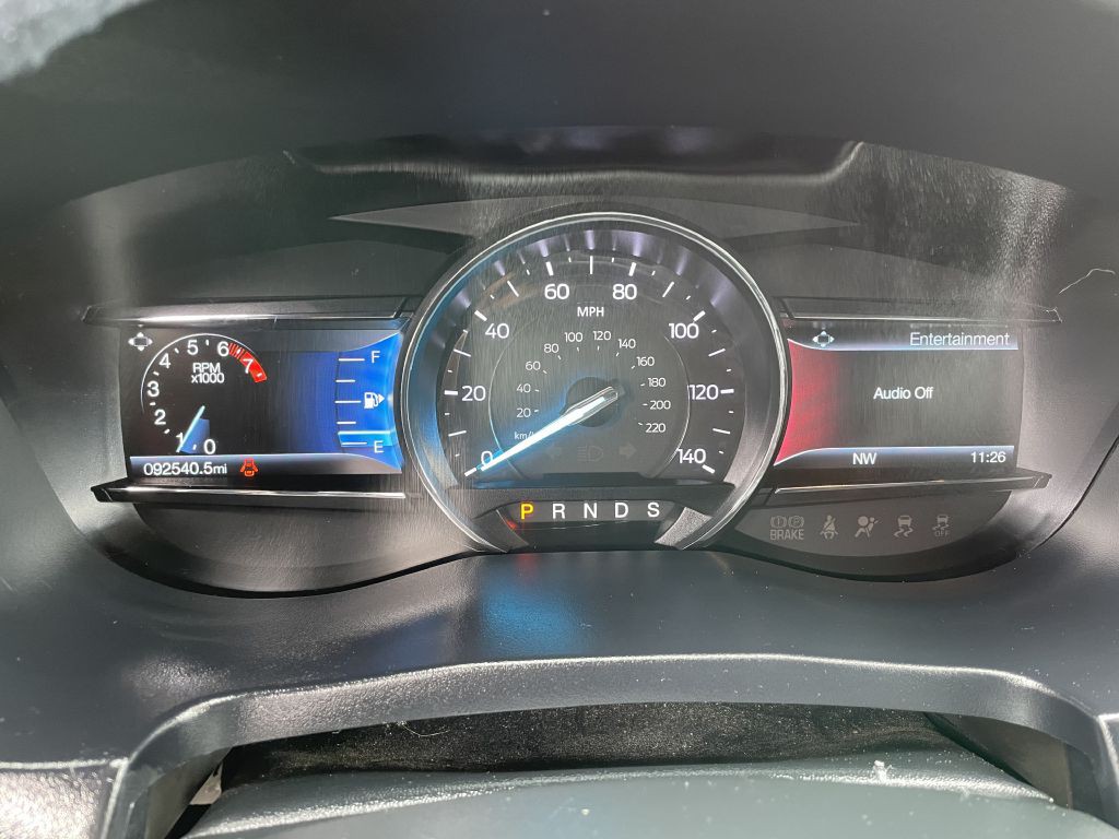 2019 Ford Explorer Image 8