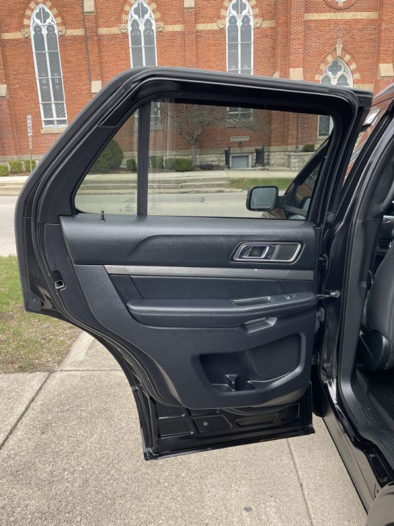 2019 Ford Explorer Image 9