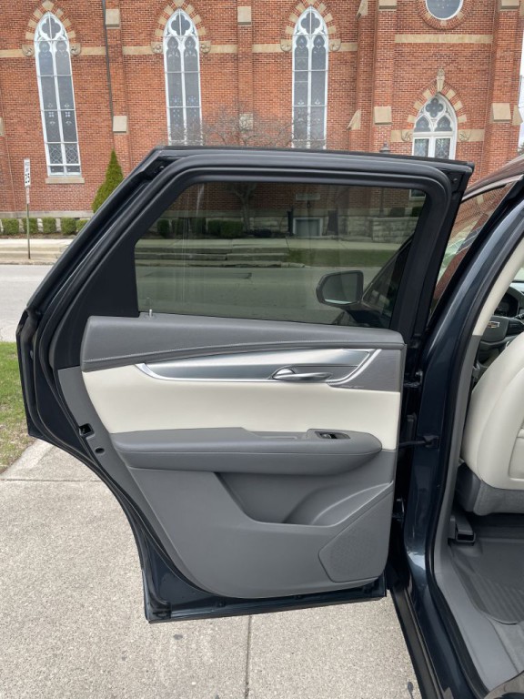 2020 Cadillac XT5 Image 9