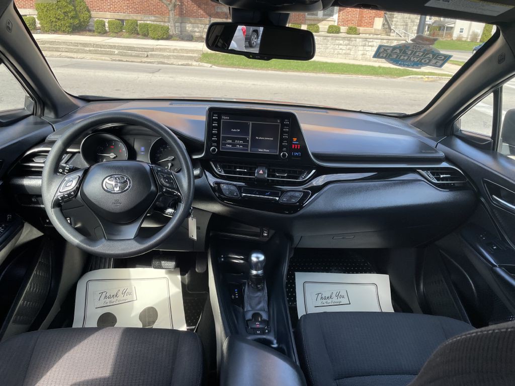 2019 Toyota C-HR Image 11