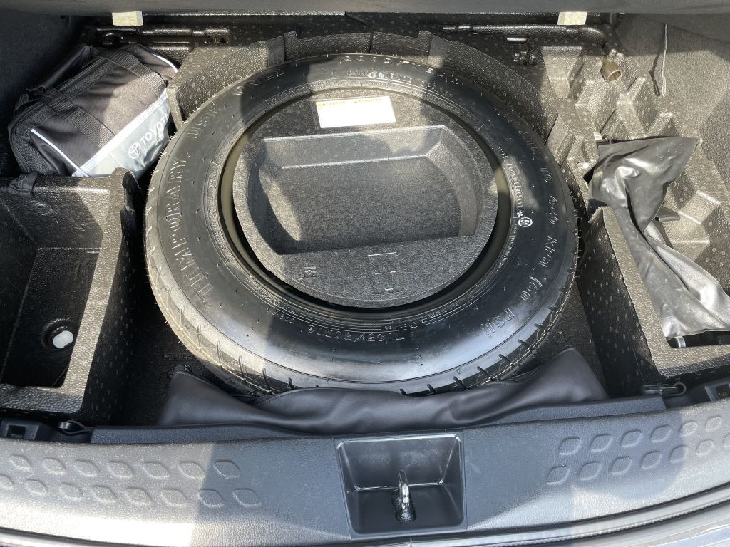 2019 Toyota C-HR Image 13