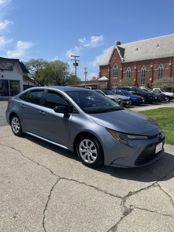 2023 Toyota Corolla Image 2