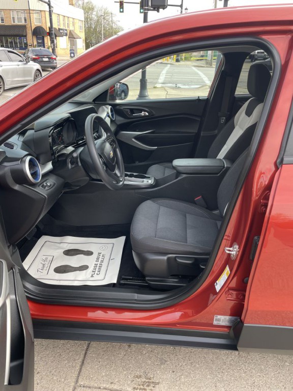 2024 Chevrolet Trax Image 6