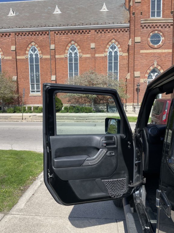 2017 Jeep Wrangler Unlimited Image 5