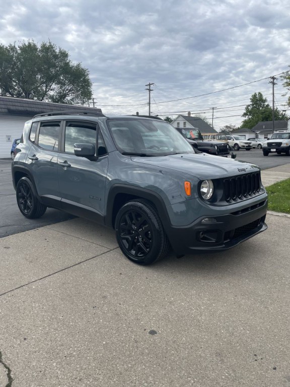 2017 Jeep Renegade Image 2