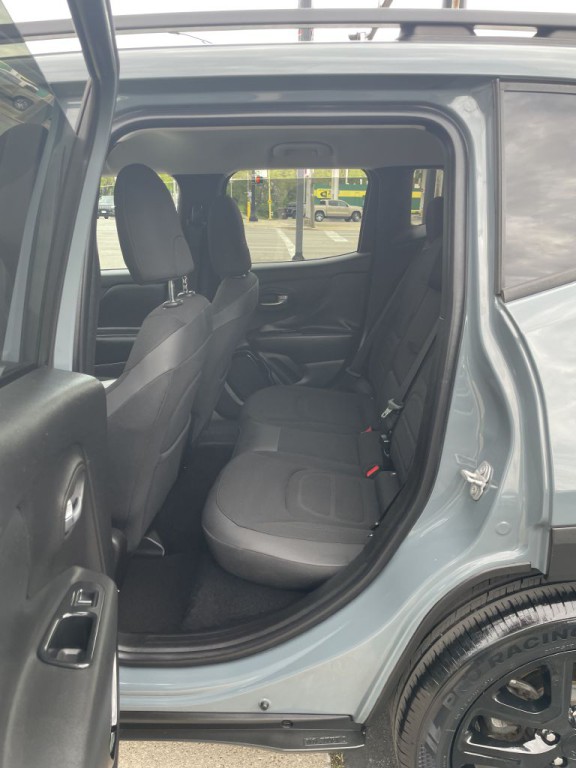 2017 Jeep Renegade Image 10