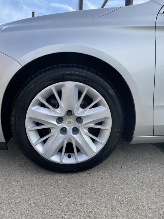 2015 Chevrolet Impala Image 5