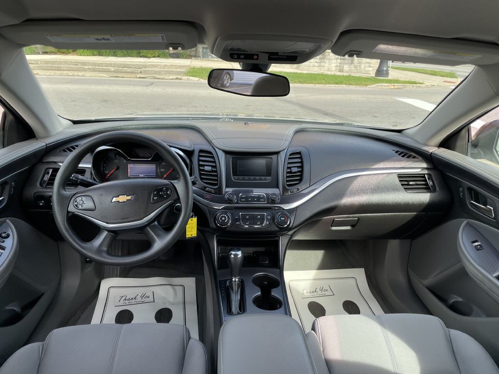 2015 Chevrolet Impala Image 11