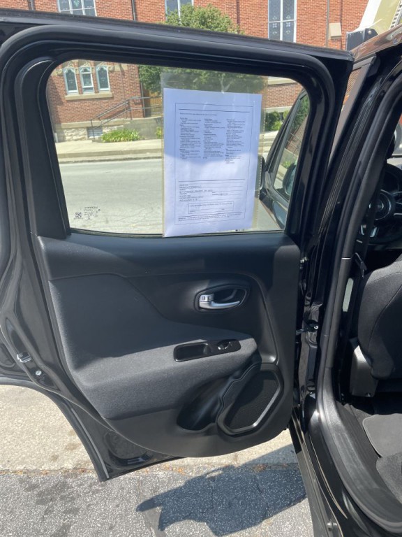 2019 Jeep Renegade Image 8