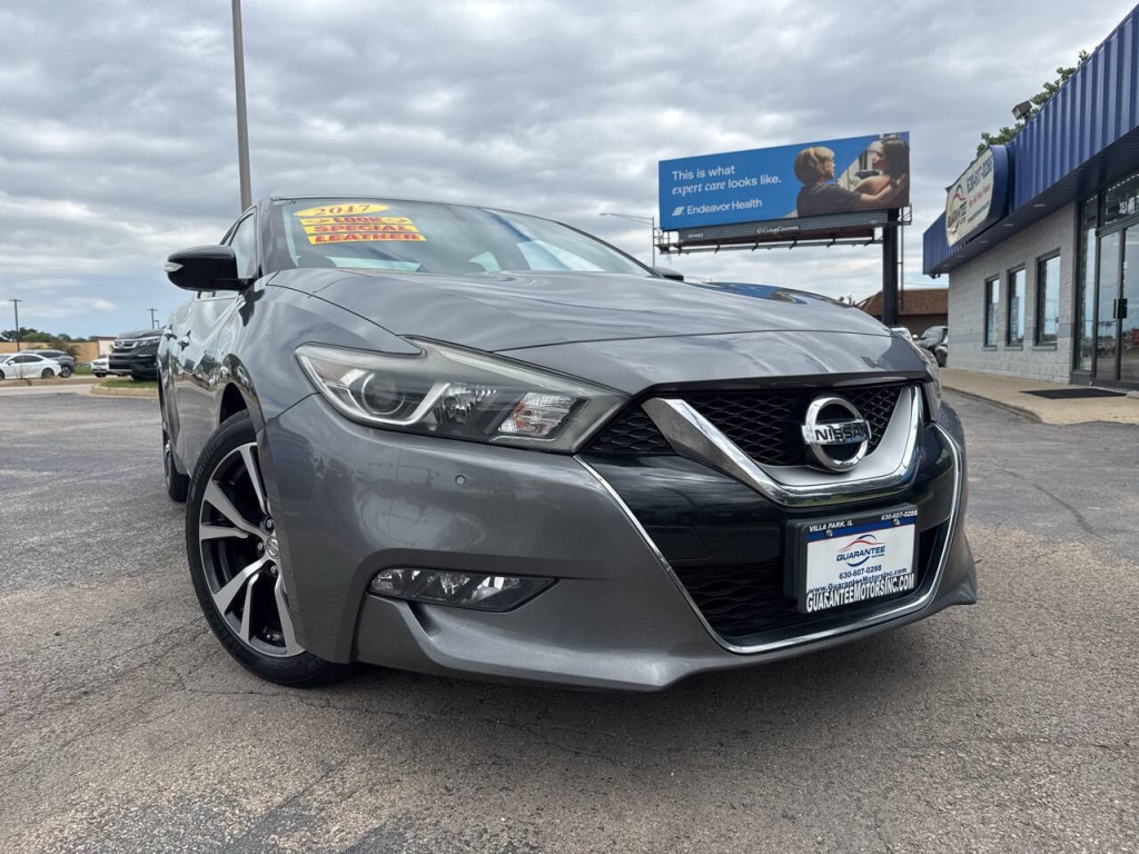 2017 Nissan Maxima Image 3
