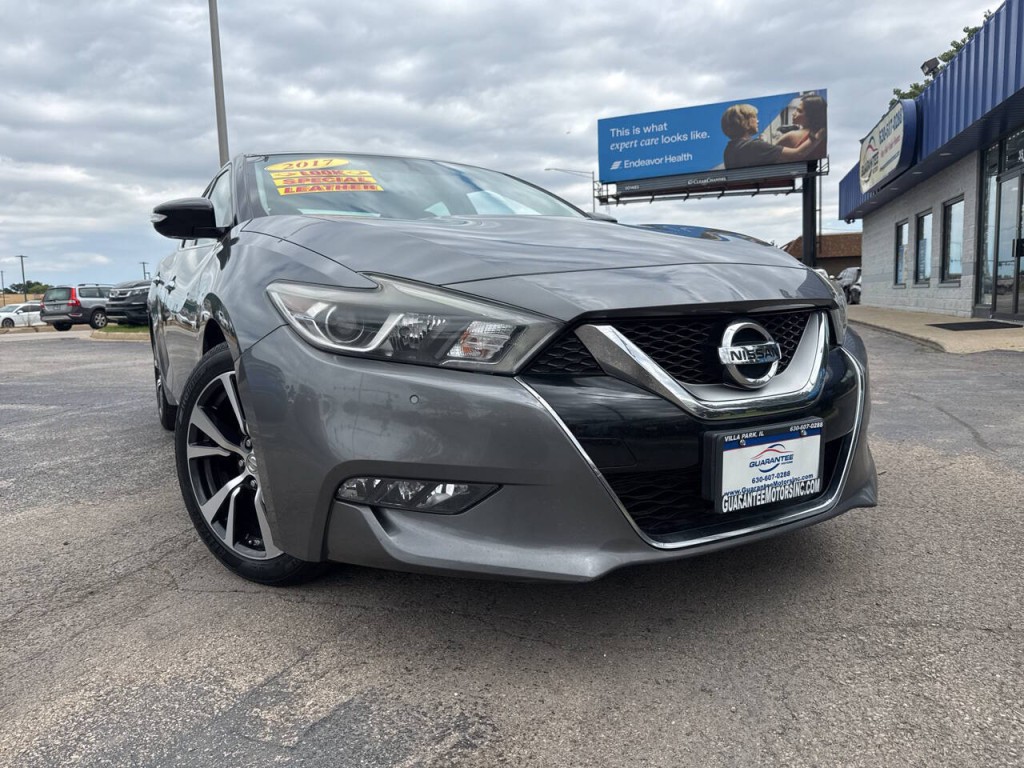 2017 Nissan Maxima Image 3