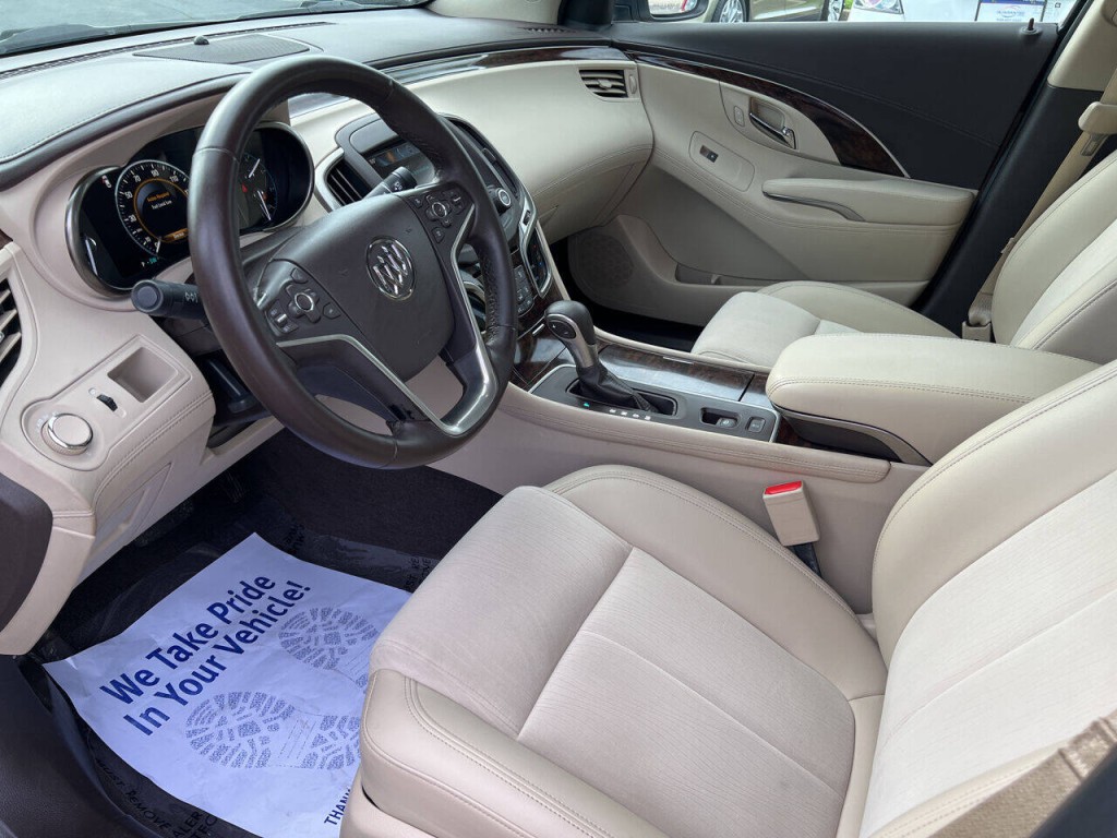 2016 Buick LaCrosse Image 32