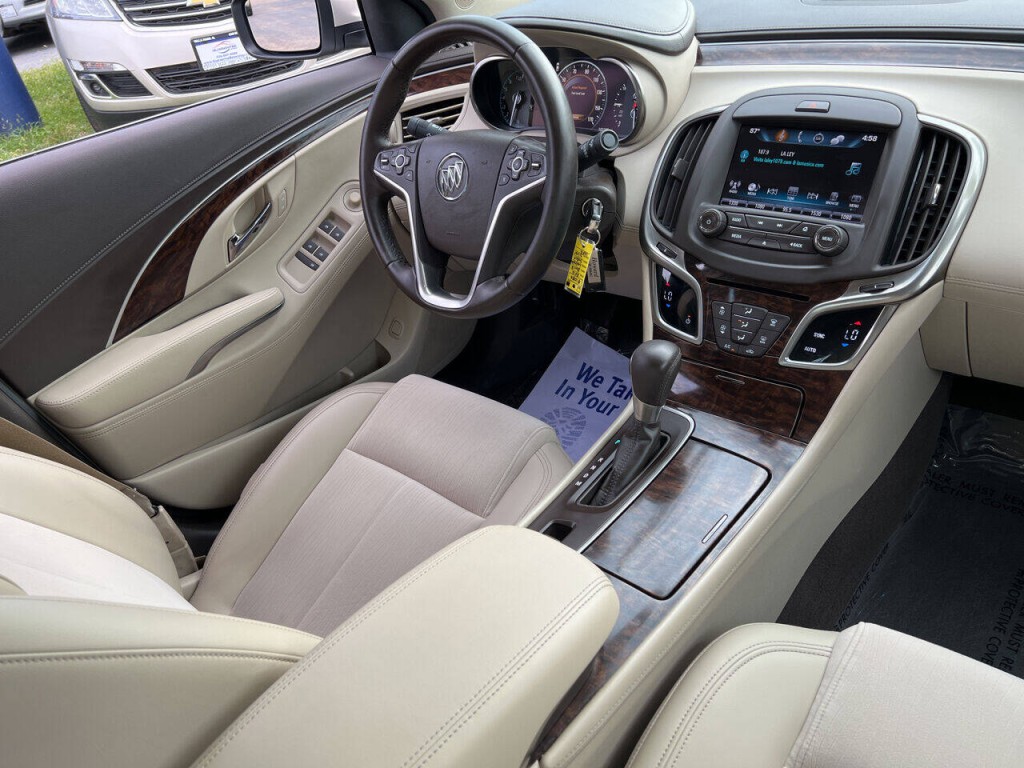 2016 Buick LaCrosse Image 33