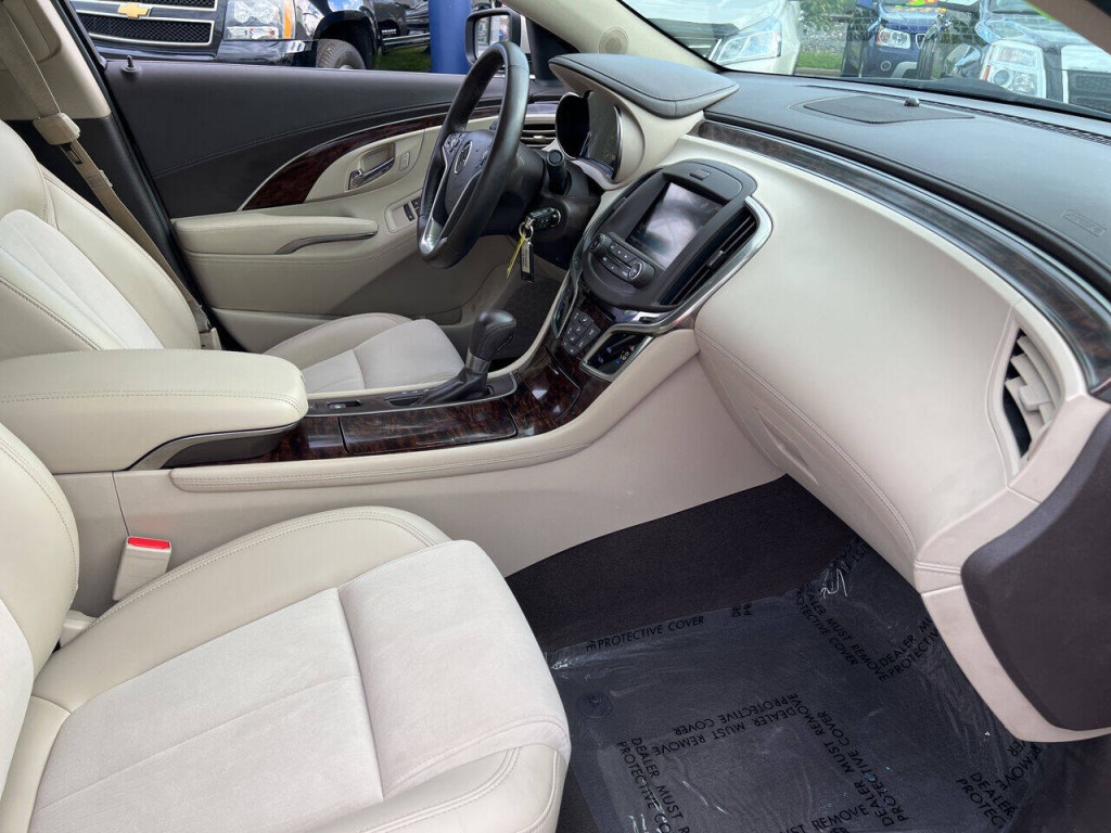 2016 Buick LaCrosse Image 36