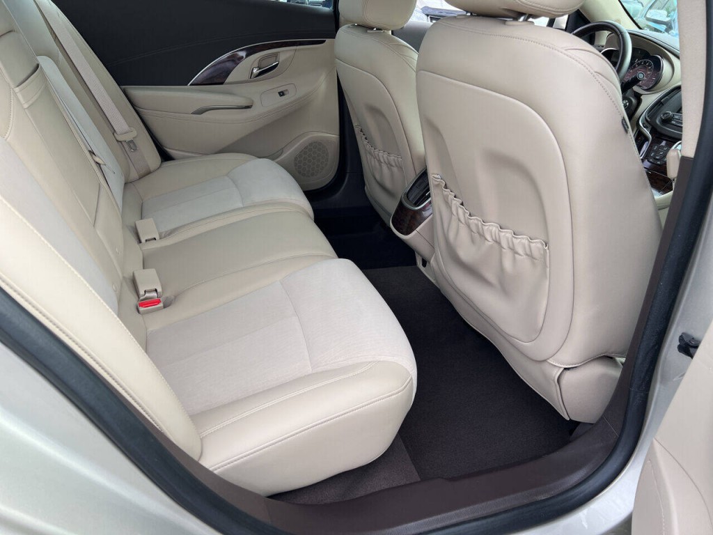 2016 Buick LaCrosse Image 40