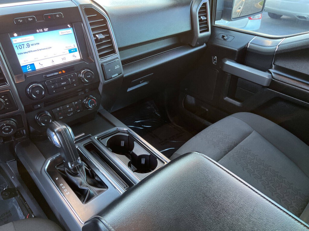 2018 Ford F-150 Image 32