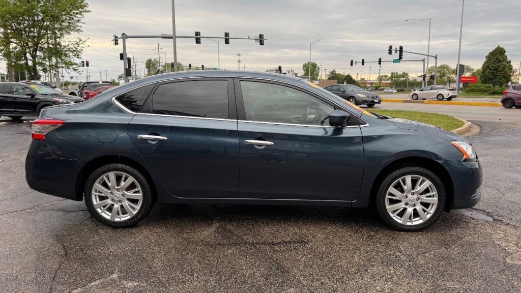 2014 Nissan Sentra Image 7