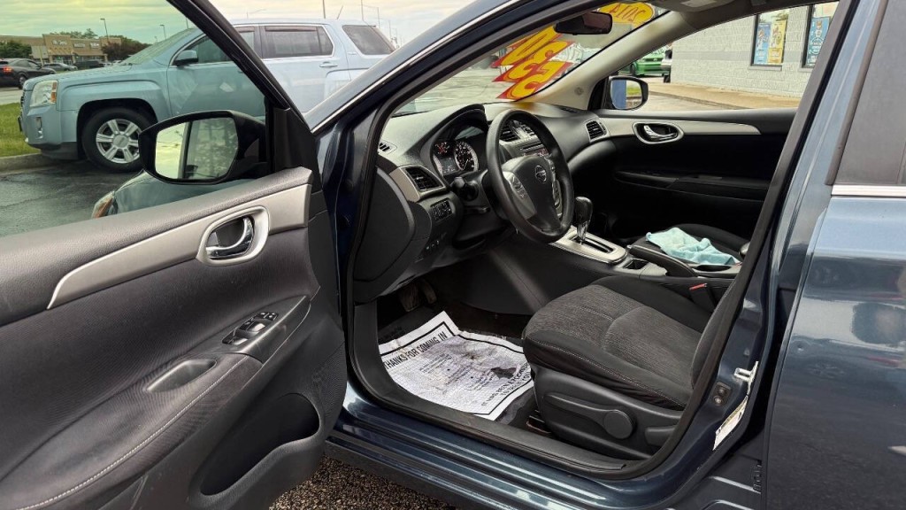 2014 Nissan Sentra Image 9