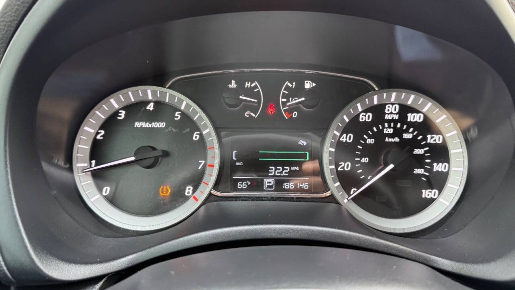 2014 Nissan Sentra Image 12
