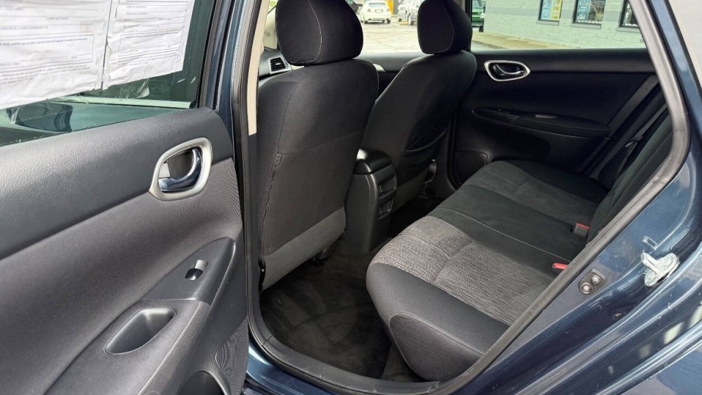 2014 Nissan Sentra Image 14