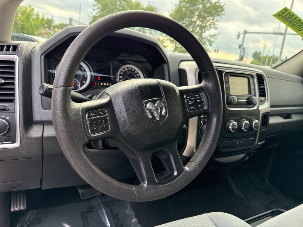 2019 RAM 1500 Image 16