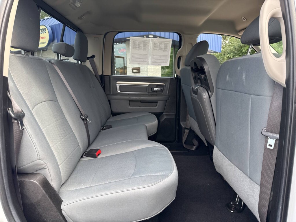 2019 RAM 1500 Image 37