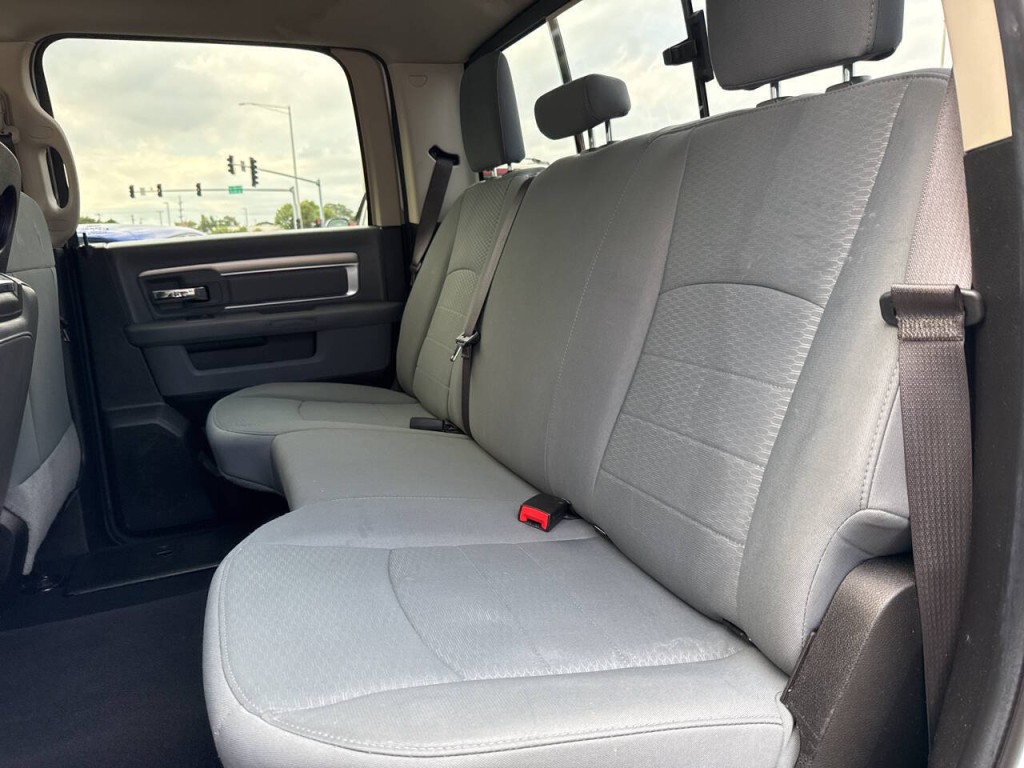 2019 RAM 1500 Image 42