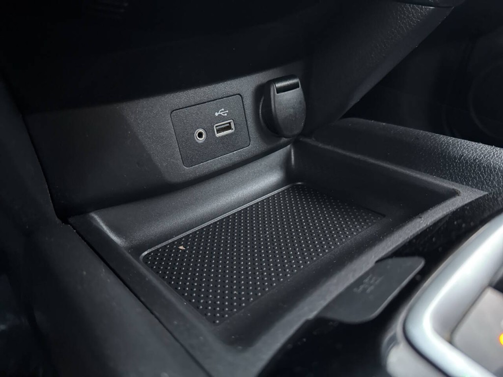 2018 Nissan Rogue Image 24