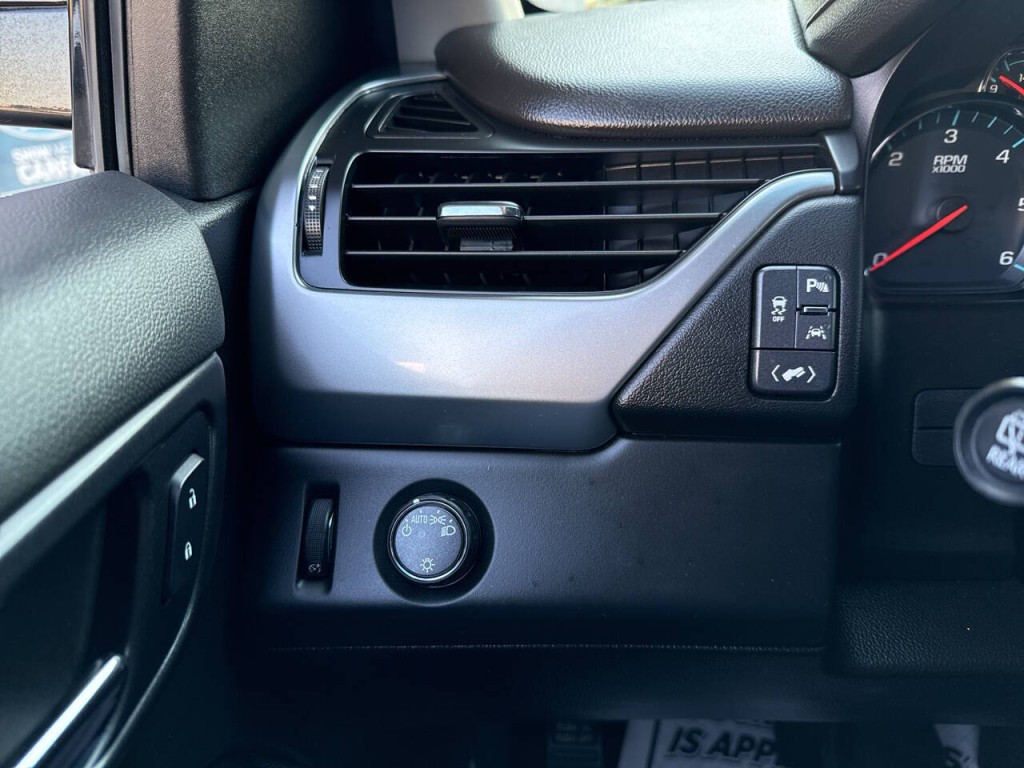 2019 Chevrolet Tahoe Image 15