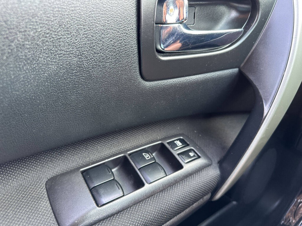 2013 Nissan Rogue Image 13