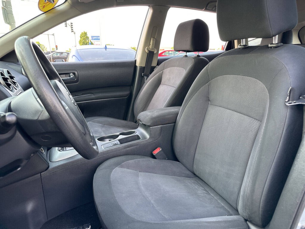 2013 Nissan Rogue Image 28