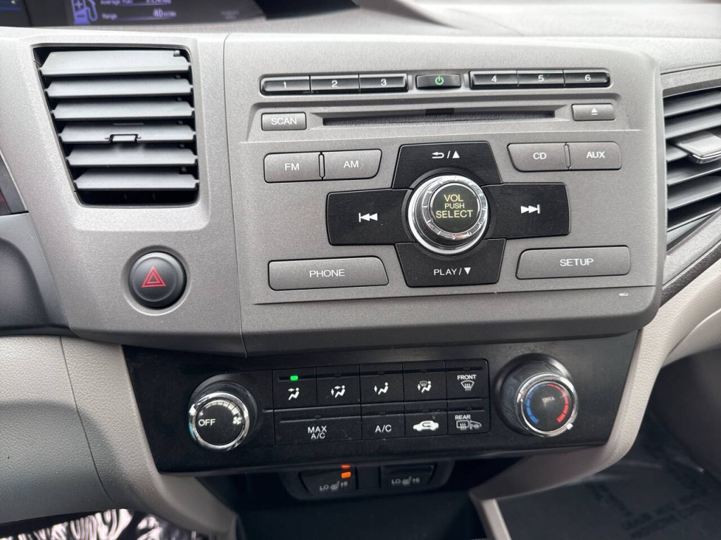 2012 Honda Civic Image 25