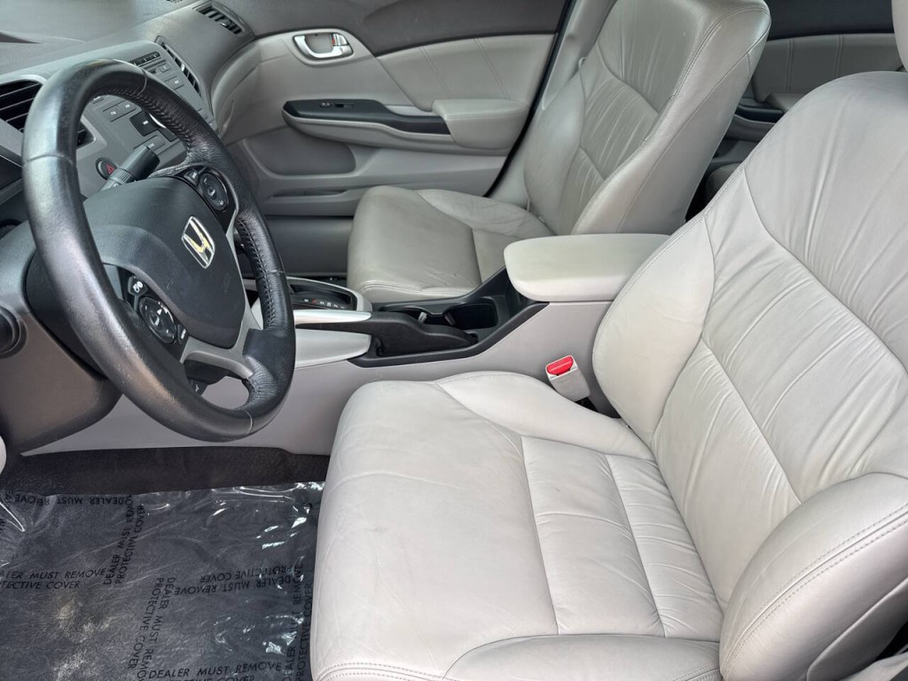 2012 Honda Civic Image 33