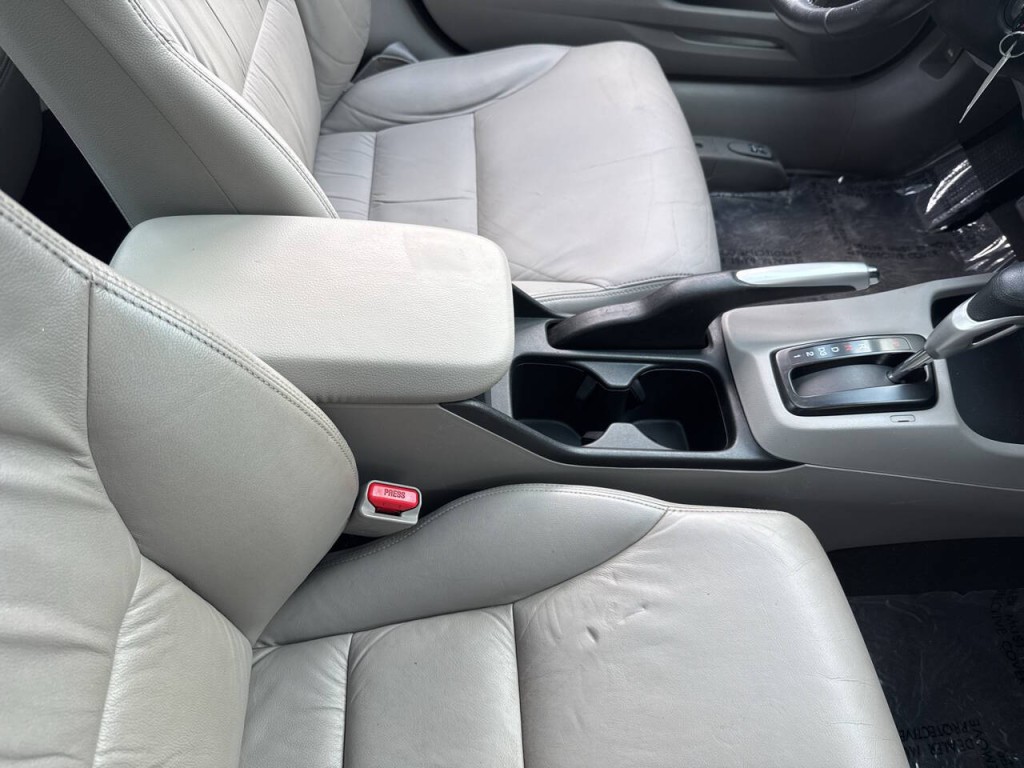 2012 Honda Civic Image 37