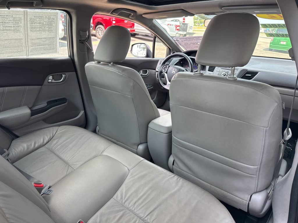 2012 Honda Civic Image 38