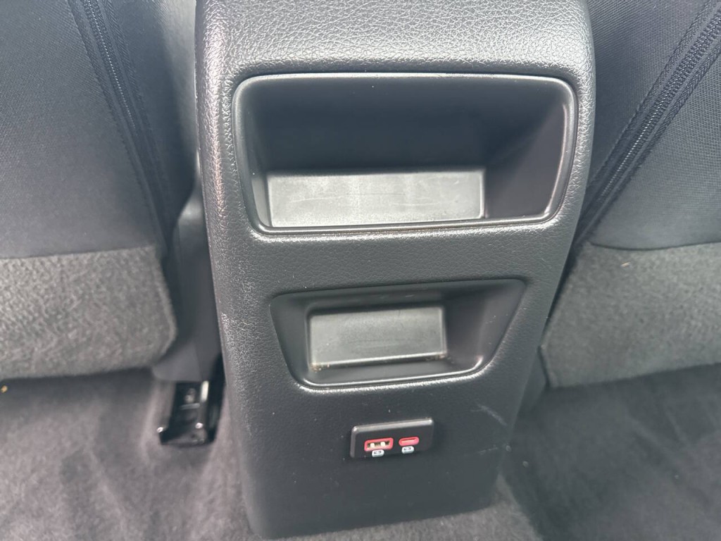 2019 Nissan Sentra Image 39