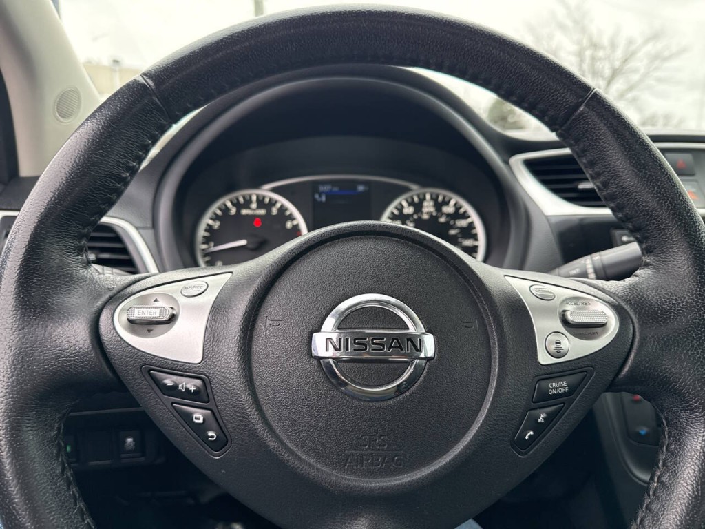 2019 Nissan Sentra Image 16